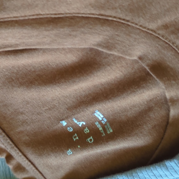 Tank top bundle - Picture 2 of 12